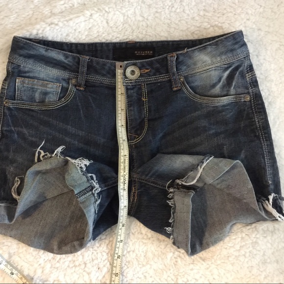 Denim Shorts with Frayed Edges - Picture 3 of 3